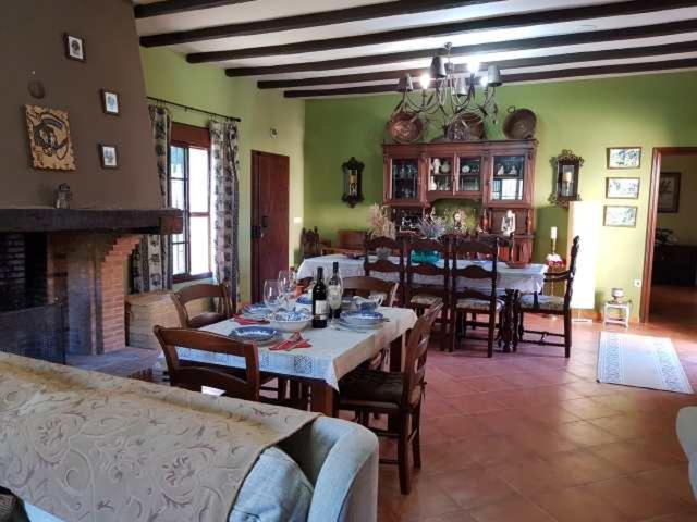 Вілла Vivienda Rural Casa Sofia Убріке Екстер'єр фото
